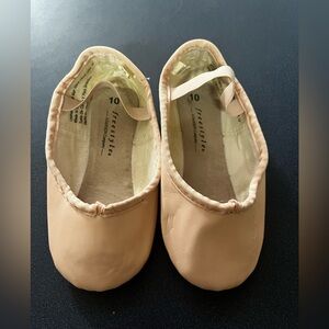 Ballet shoes  🩰
